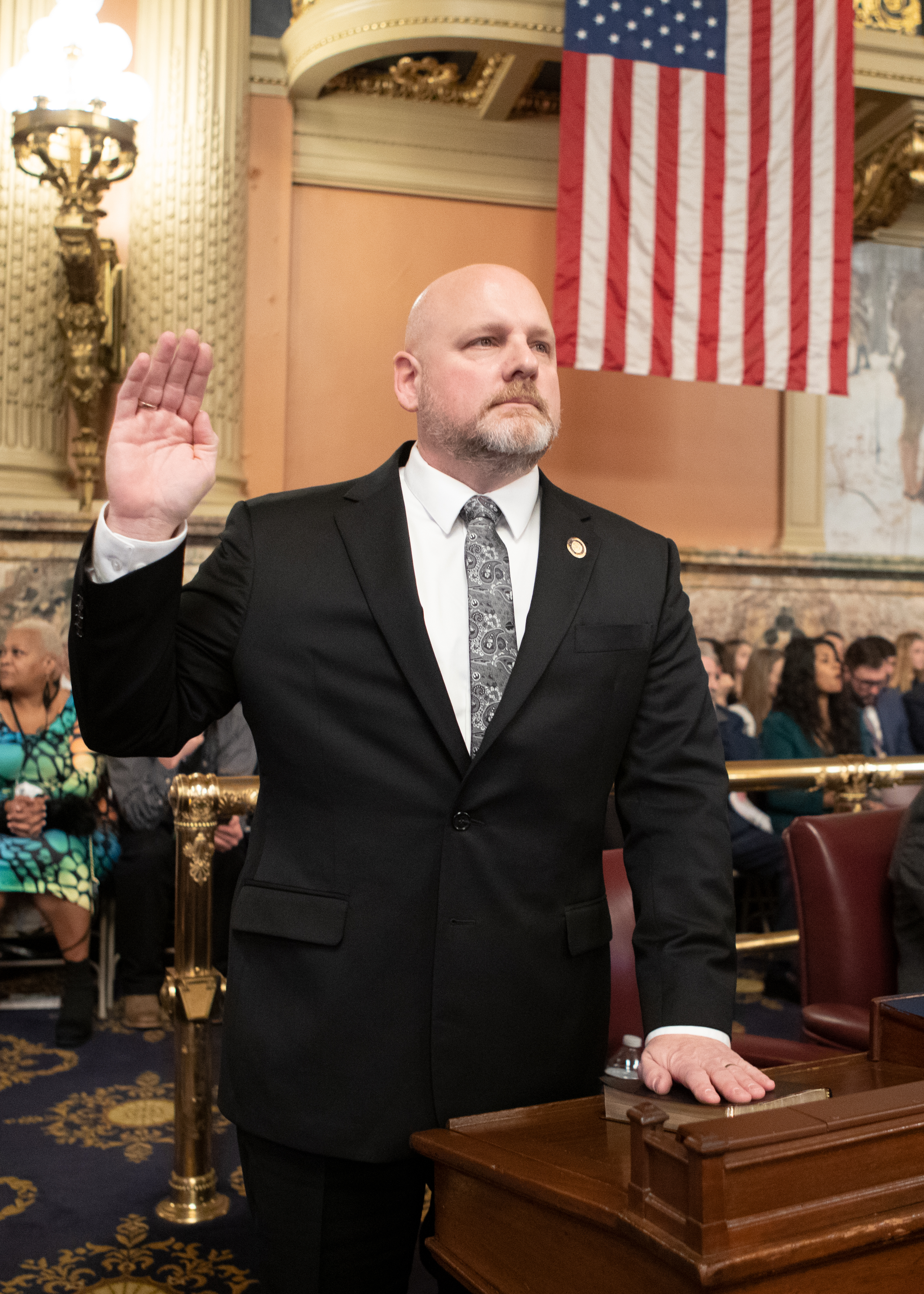 Heffley Takes Oath of Office 